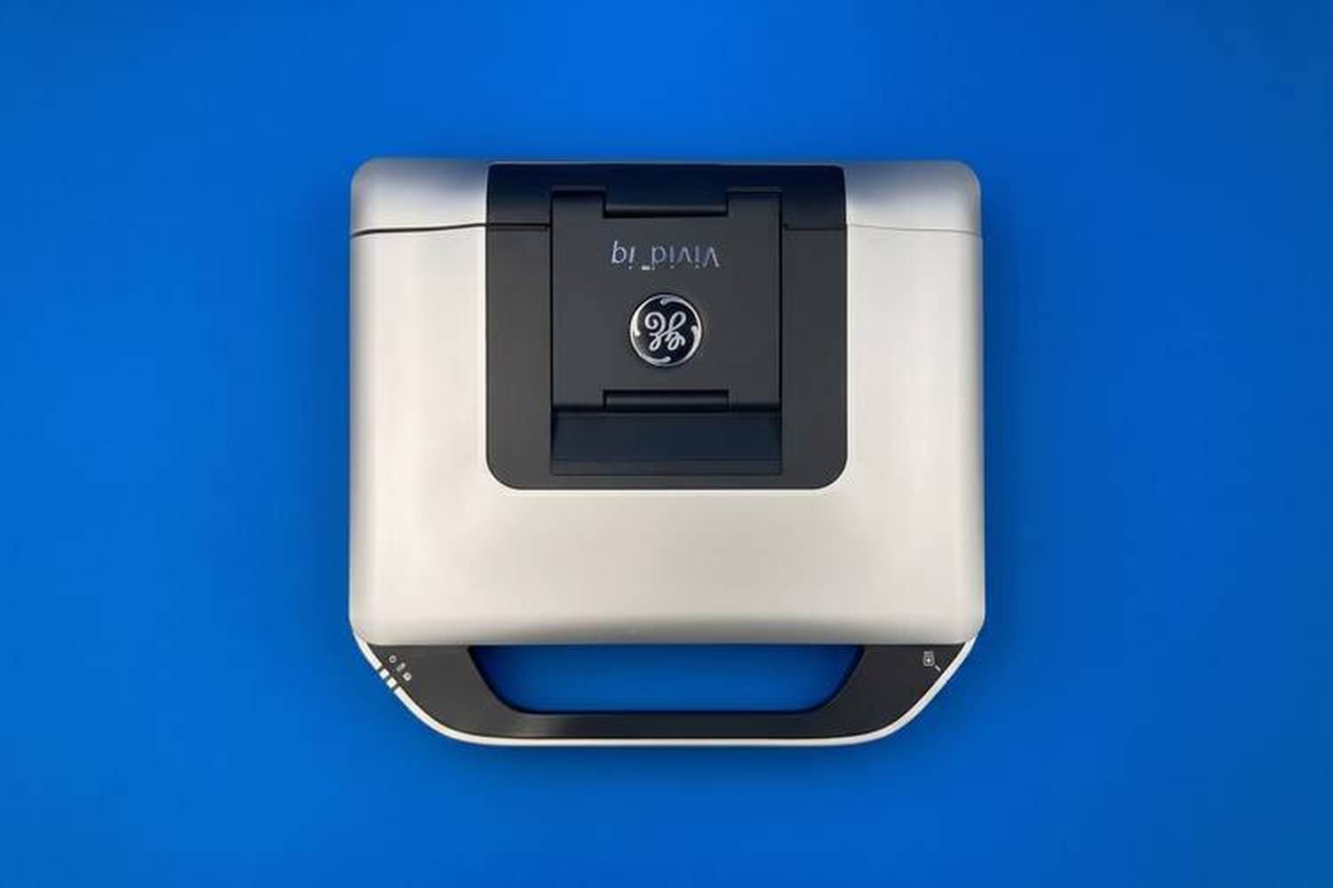 Rear connector panel of the GE Vivid IQ Premium