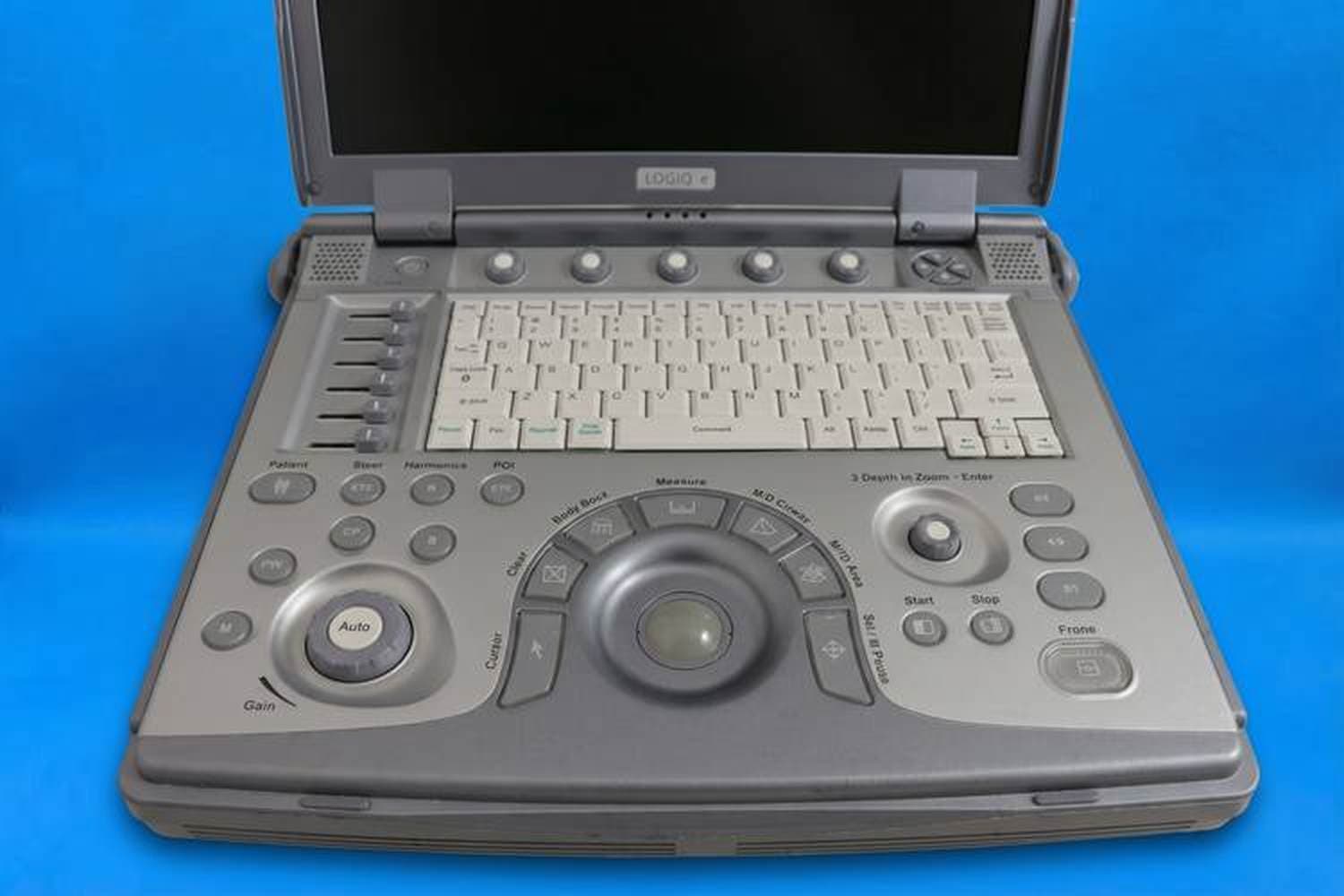 GE LOGIQ e BT11 control panel and trackball