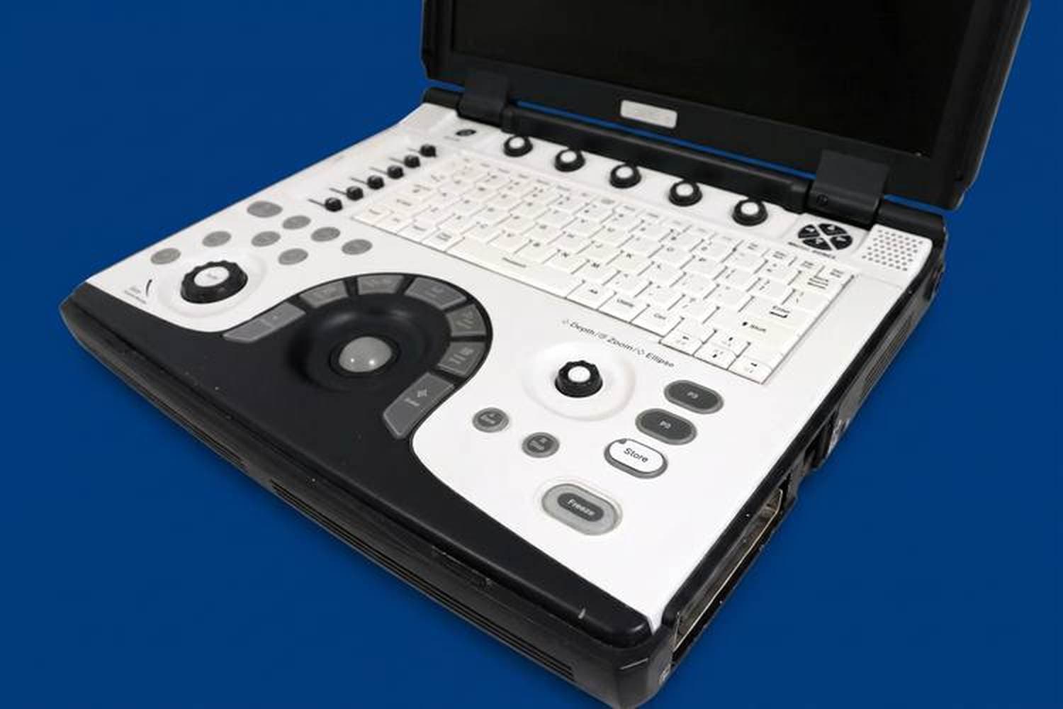 GE Vivid i BT12 control panel and trackball